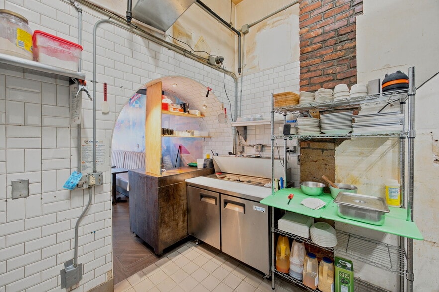 More Photos Of 1043 Flushing Ave, Brooklyn Storefront Retail Residential For Lease