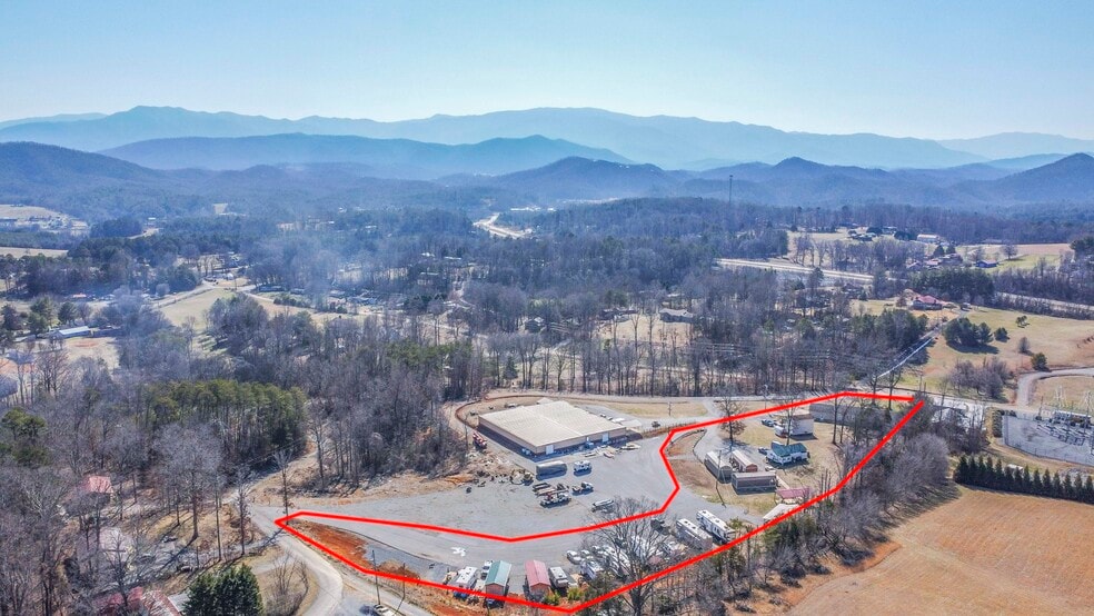 More Photos Of 104 Circle Rd, Newport Manufactured Housing Mobile Home Park For Sale