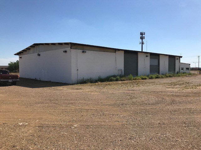 More Photos Of 5215 S Zapata Hwy, Laredo Warehouse For Sale