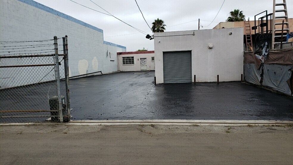 More Photos Of 1733 Border Ave, Torrance Light Manufacturing For Sale