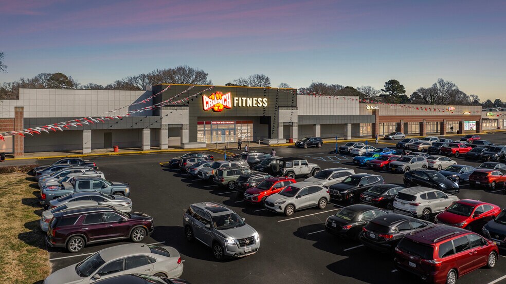 More Photos Of 5900 E Virginia Beach Blvd, Norfolk Unknown For Lease