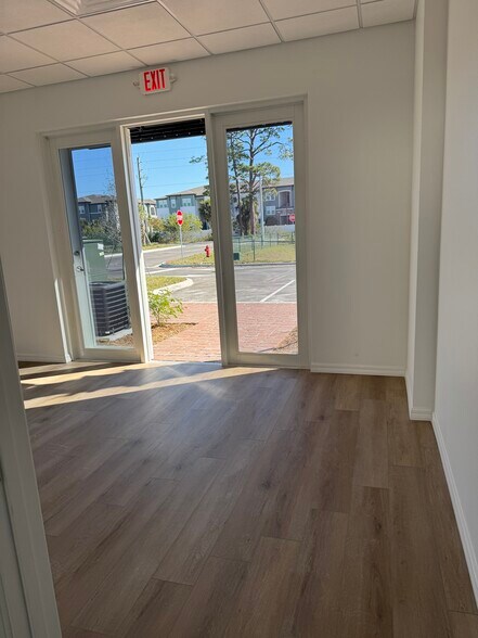 More Photos Of 205 Coastal Ln, West Melbourne Unknown For Lease