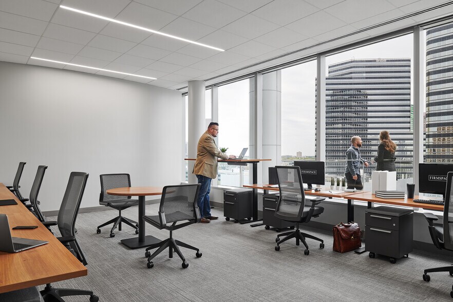 More Photos Of 2200 Post Oak Blvd, Houston Office For Lease