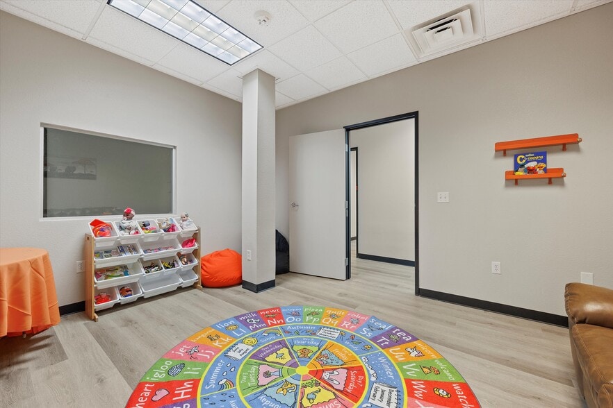 More Photos Of 4130 N Martin Luther King Blvd, North Las Vegas Office For Sale