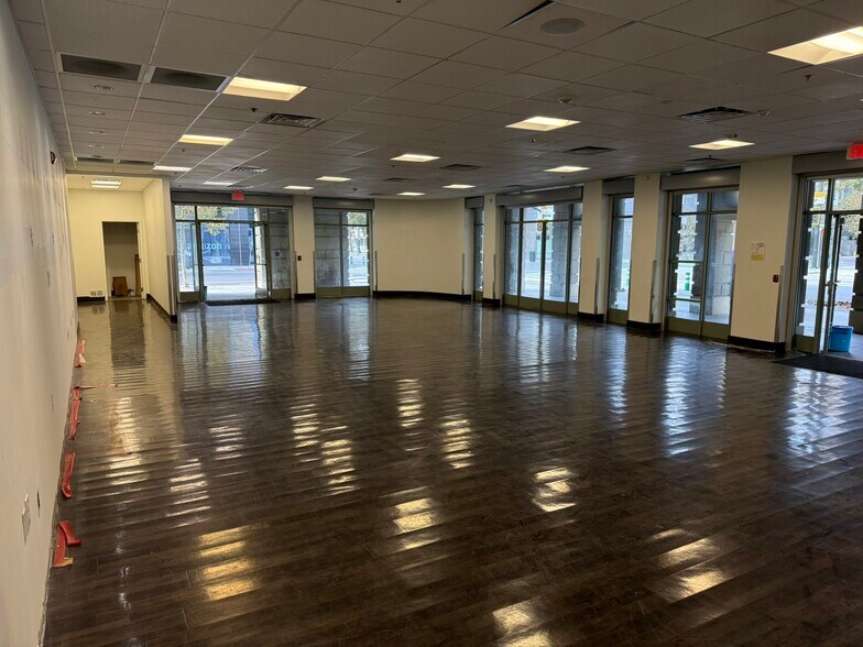 More Photos Of 100-140 E San Fernando St, San Jose Multifamily For Sale