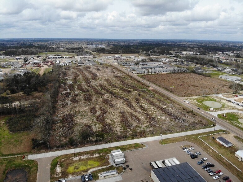More Photos Of W Club Deluxe Road, Hammond Land For Sale