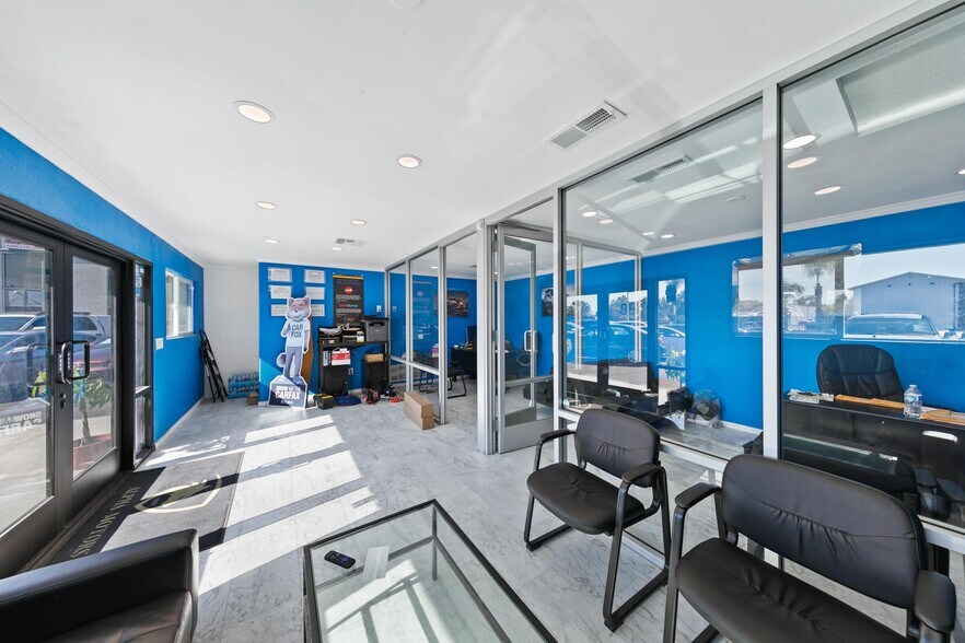 More Photos Of 7480 El Cajon Blvd, La Mesa Auto Dealership For Sale