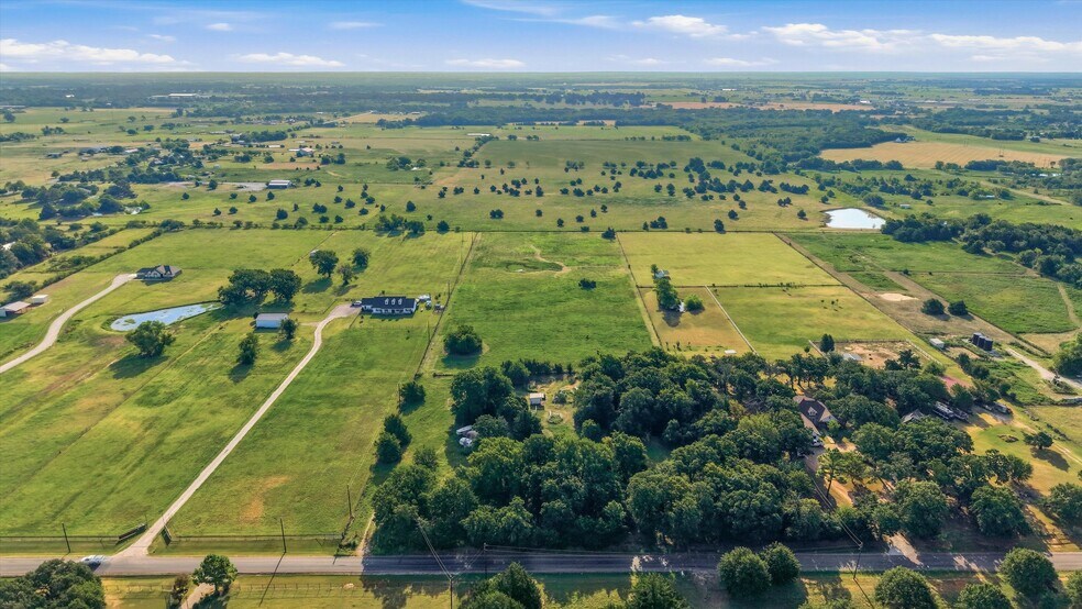 More Photos Of 1614 W Line Rd, Whitesboro Land For Sale
