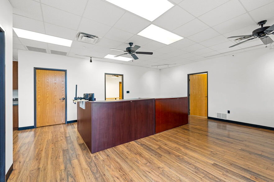 More Photos Of 1515 E Belt Line Rd, Carrollton Office Residential For Sale