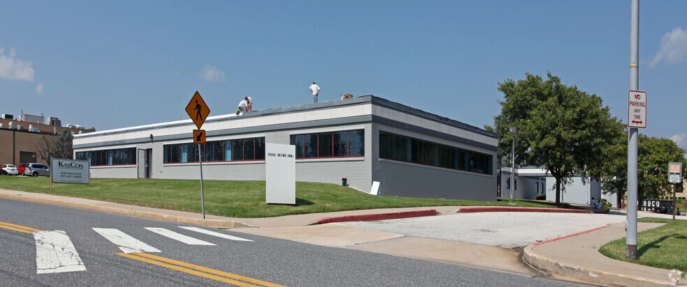 Primary Photo Of 11103 Pepper Rd, Hunt Valley Flex For Lease