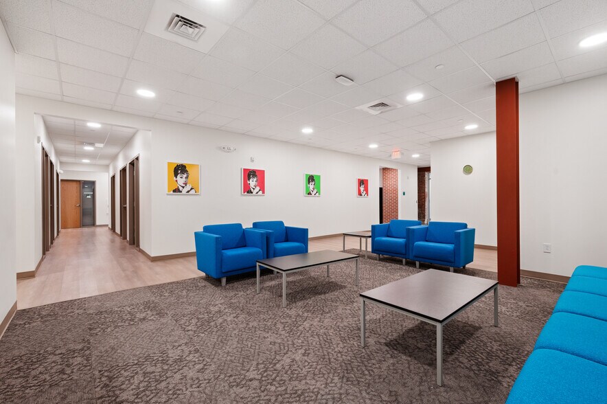 More Photos Of 900 Sarah St, Pittsburgh Coworking Space