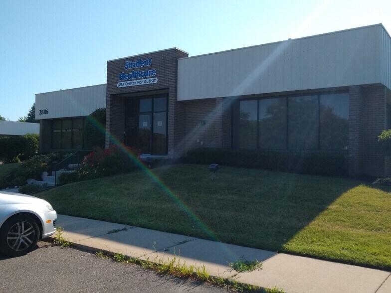 More Photos Of 28116 Orchard Lake Rd, Farmington Hills Office For Sale