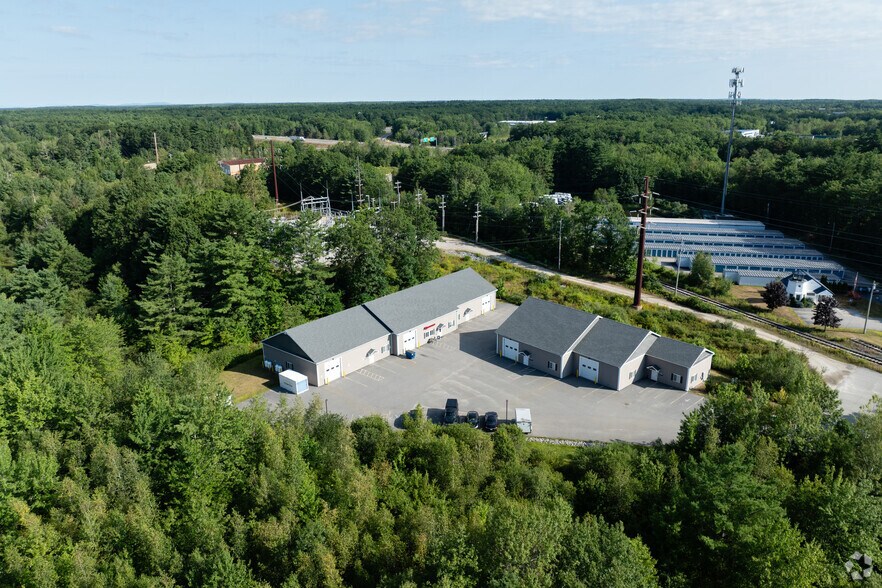 More Photos Of 24 Industrial Park Rd, Saco Warehouse For Sale