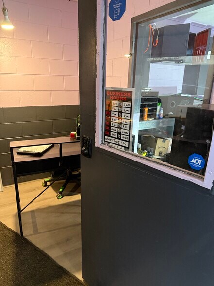 More Photos Of 1101 Sand Bar Ferry rd, Beech Island Auto Repair For Sale