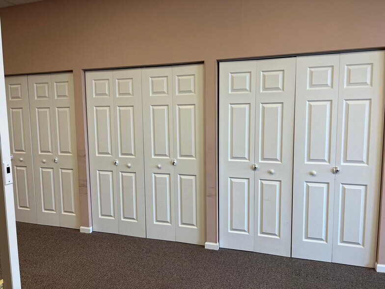 More Photos Of 920-970 Lincoln Hwy, Schererville Medical For Sale