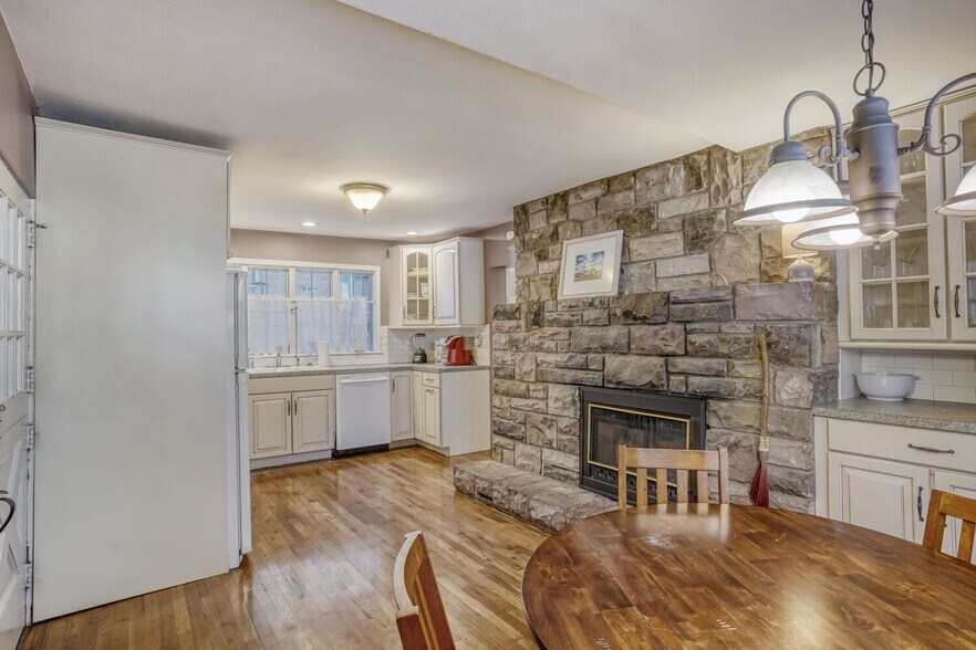 More Photos Of 422 21st St, Denver Office For Sale