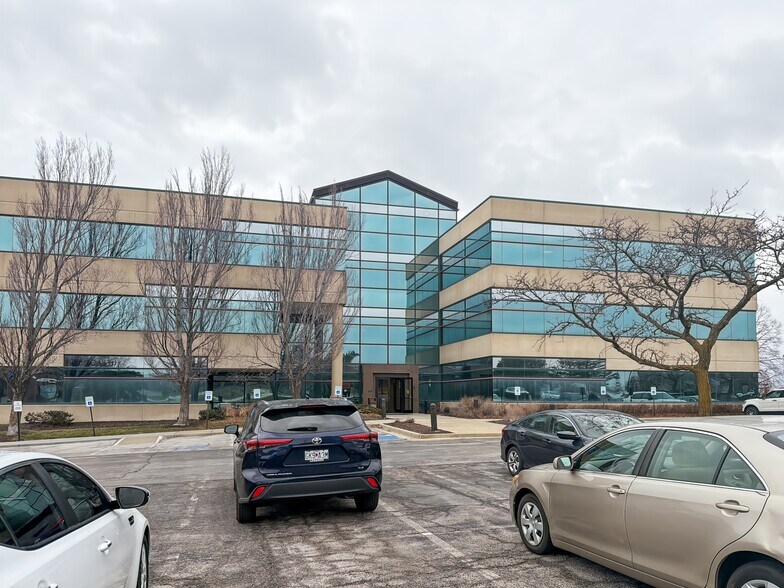 More Photos Of 10901 W 84th Ter, Lenexa Coworking Space