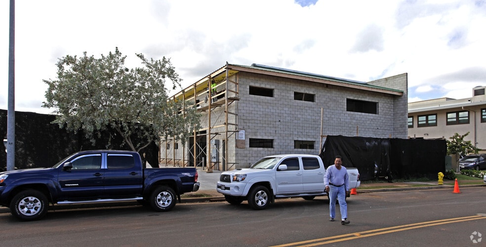 More Photos Of 94-423 Akoki St, Waipahu Warehouse For Lease