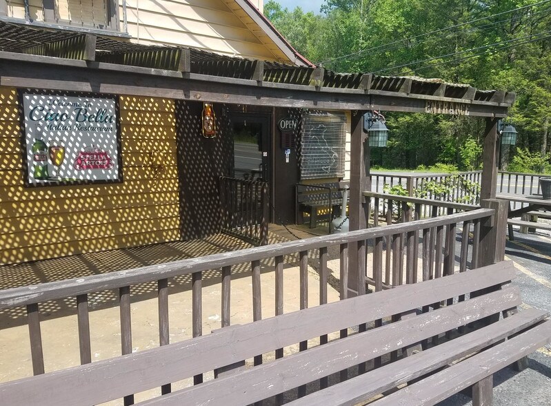 More Photos Of 6418 Chambersburg Rd, Fayetteville Restaurant For Sale