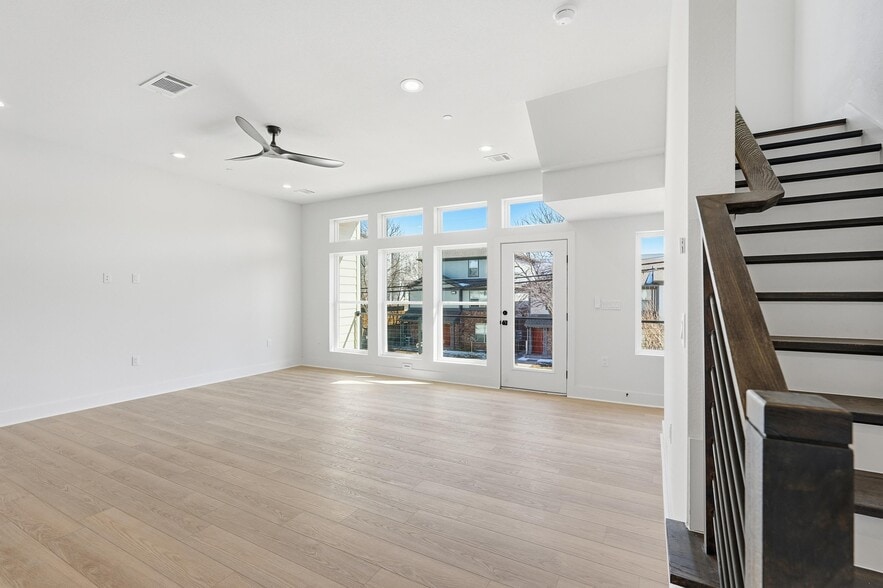 More Photos Of 2202 N Carroll Ave, Dallas Apartments For Sale