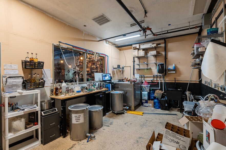 More Photos Of 509 SW G St, Grants Pass Restaurant For Sale