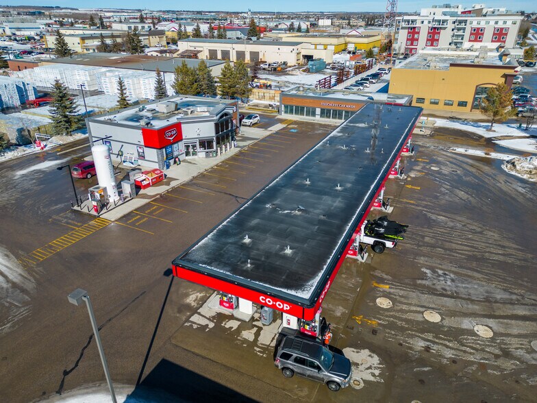 More Photos Of 6730 Taylor Dr, Red Deer Storefront For Lease