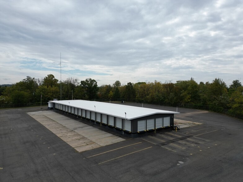 More Photos Of 750 County Line Rd, Colmar Truck Terminal For Sale