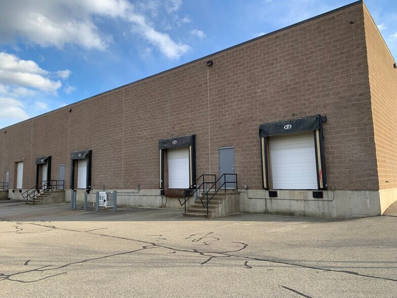 More Photos Of 190-200 Pleasant St, Rockland Manufacturing For Lease