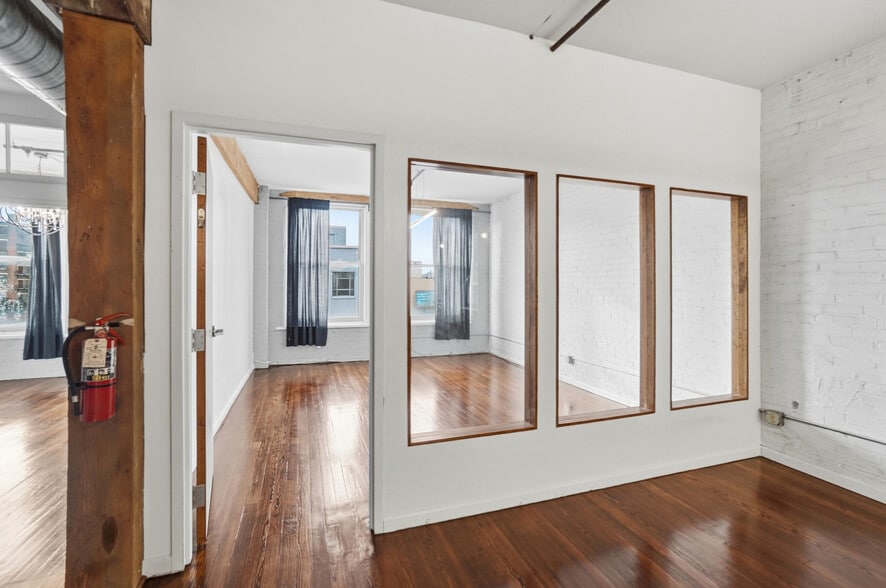 More Photos Of 1008 Race St, Cincinnati Office Residential For Lease