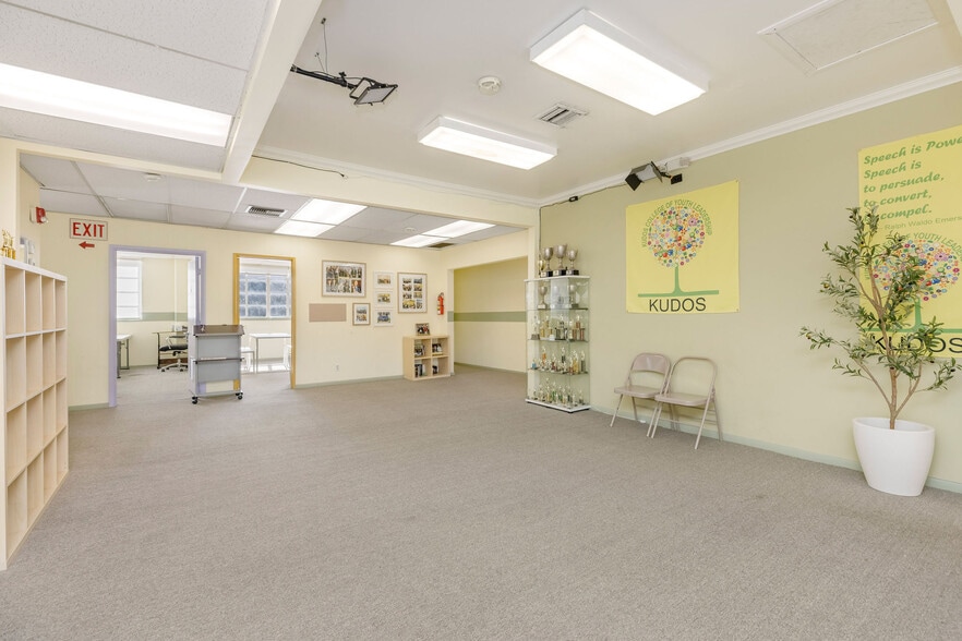 More Photos Of 2116-2118 Huntington Dr, San Marino Storefront Retail Office For Sale