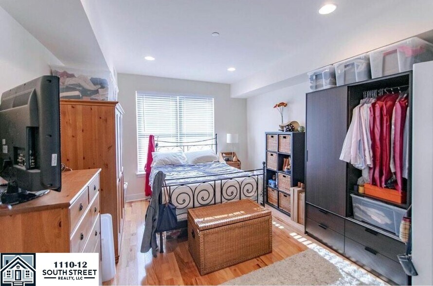 More Photos Of 1110 South St, Philadelphia Storefront Retail Residential For Sale
