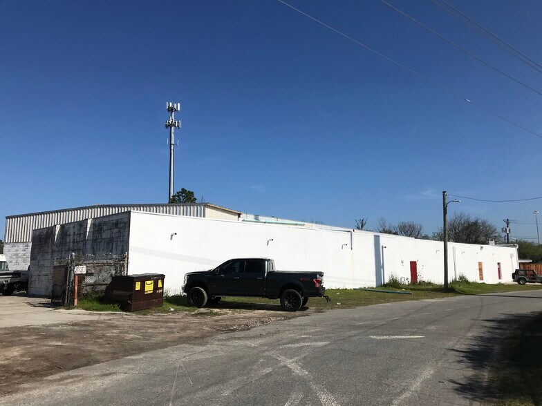 100 Old West Lathrop Ave, Savannah, GA 31415 Manufacturing For Sale