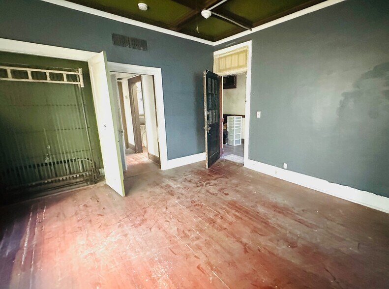 More Photos Of 183 Lake Morton Dr, Lakeland Multifamily For Sale