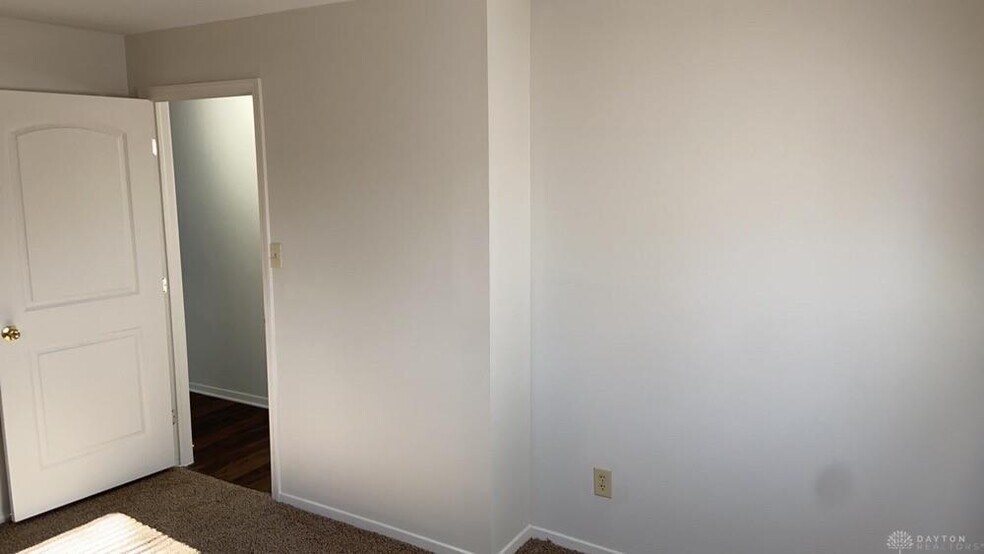 More Photos Of 3214 Illinois Ave, Middletown Apartments For Sale