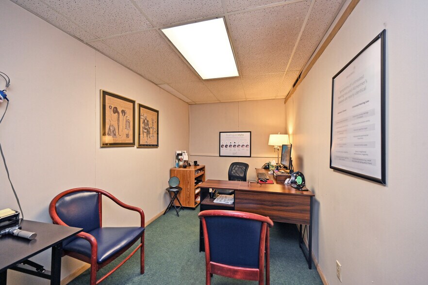 More Photos Of 640 Russell St, Covington Storefront Retail Office For Sale