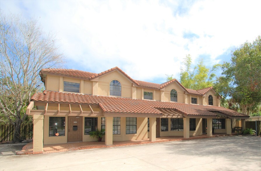 Primary Photo Of 217 W Seminole Ave, Melbourne Office For Lease