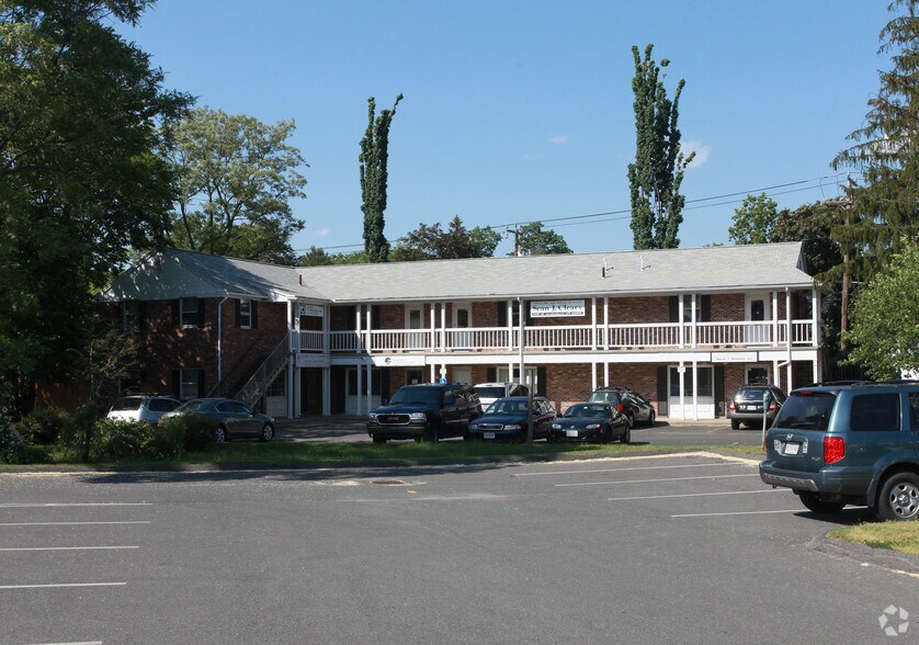 Primary Photo Of 228 Triangle St, Amherst Office For Lease