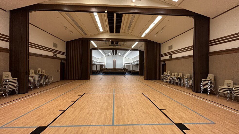 More Photos Of 10400 Henderson Rd, Ventura Religious Facility For Sale