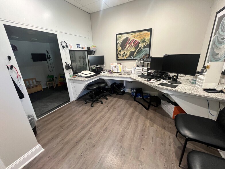 More Photos Of 502 Sheppard Rd, Voorhees Office For Sale