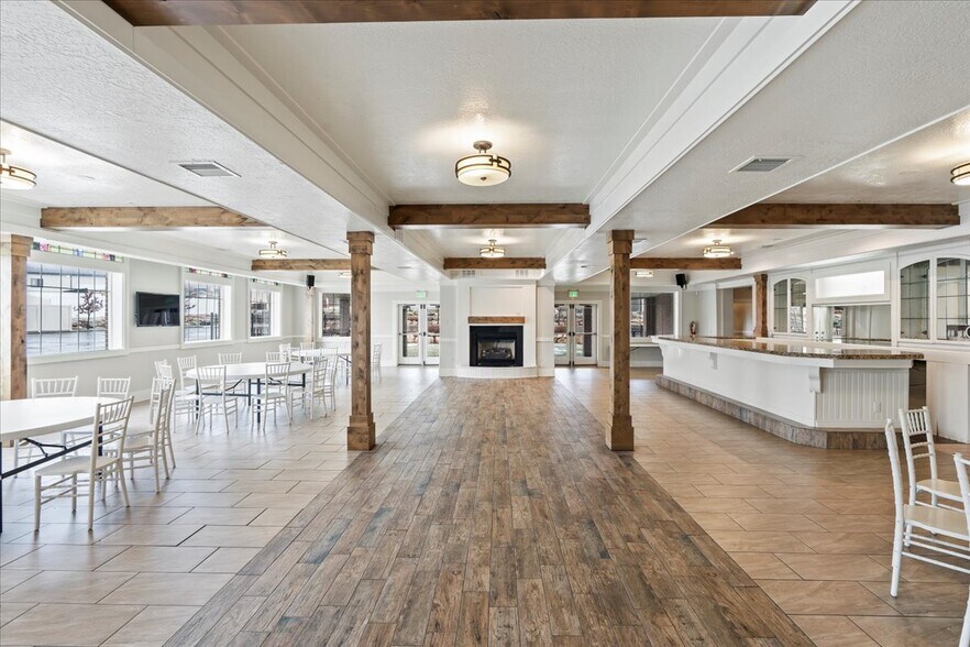 More Photos Of 22 E 200 S, Clearfield Restaurant For Sale