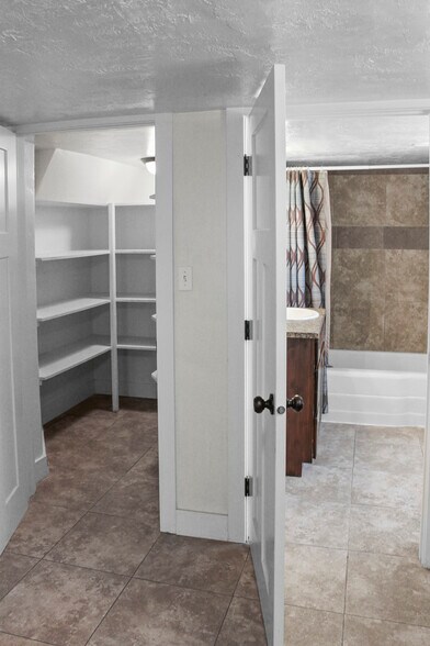 More Photos Of 154 N 100 W, American Fork Apartments For Sale