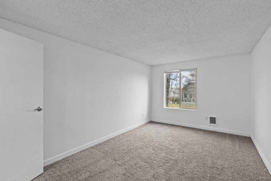 More Photos Of 465 N Arthur St, Kennewick Apartments For Sale