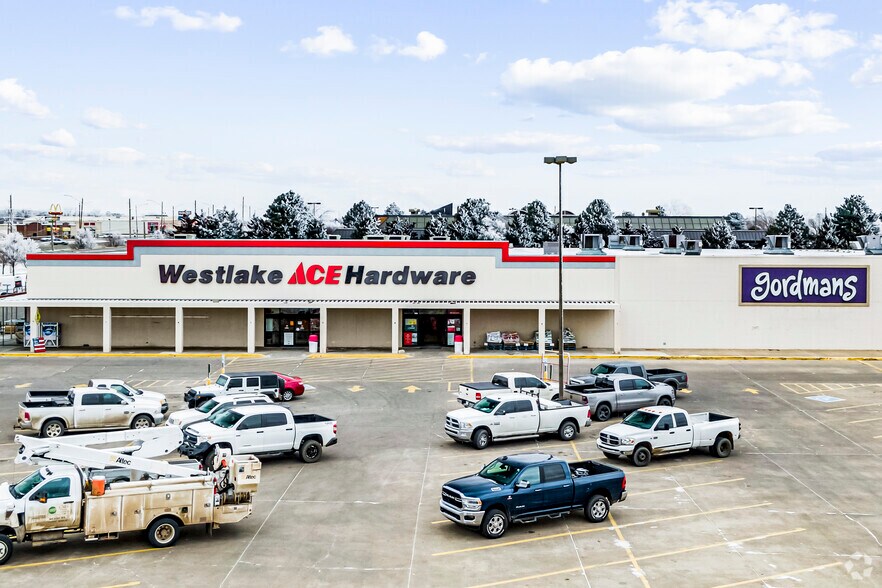 More Photos Of 1505-1601 Kansas Ave, Liberal Unknown For Lease