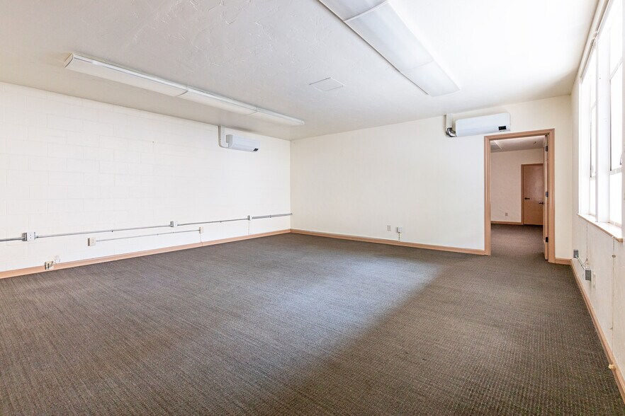 More Photos Of 2523 J St, Sacramento Loft Creative Space For Sale