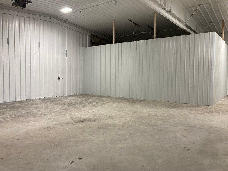 More Photos Of 2419 Sybrandt Rd, Traverse City Warehouse For Lease