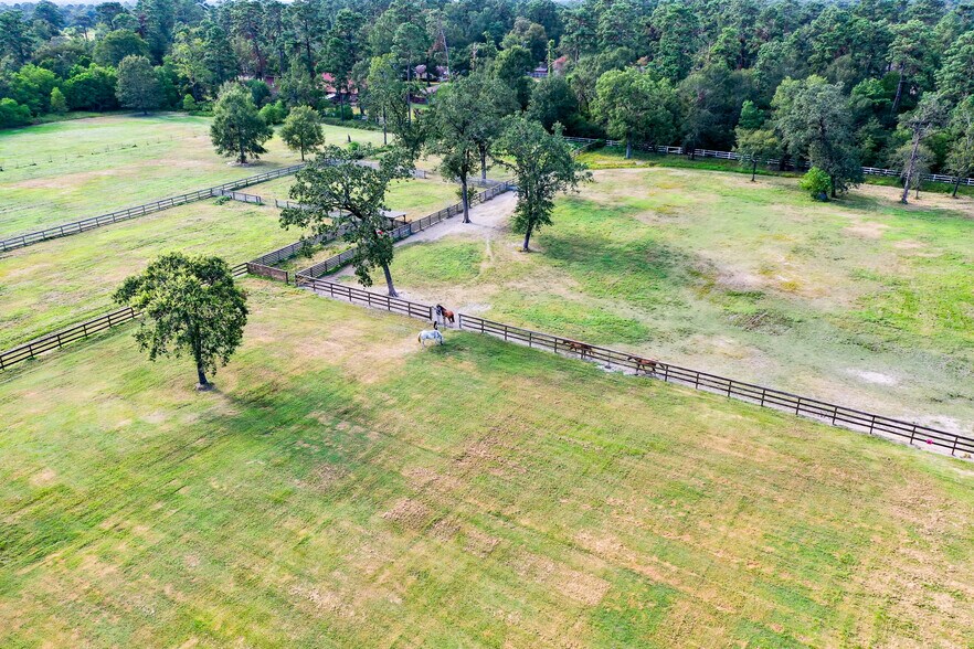More Photos Of 19323 Belleau Wood Dr, Humble Flex For Sale