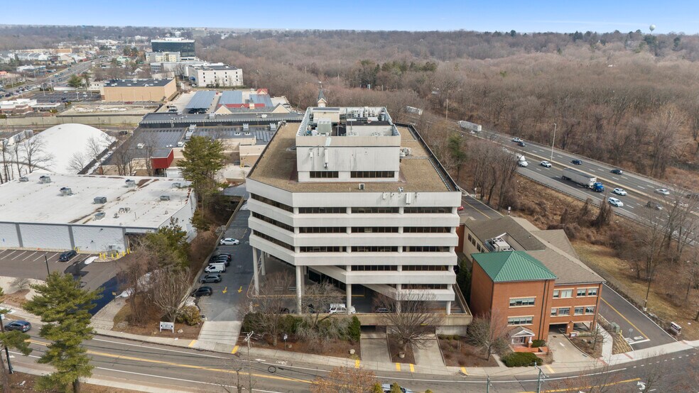 More Photos Of 40 Richards Ave, Norwalk Office For Lease