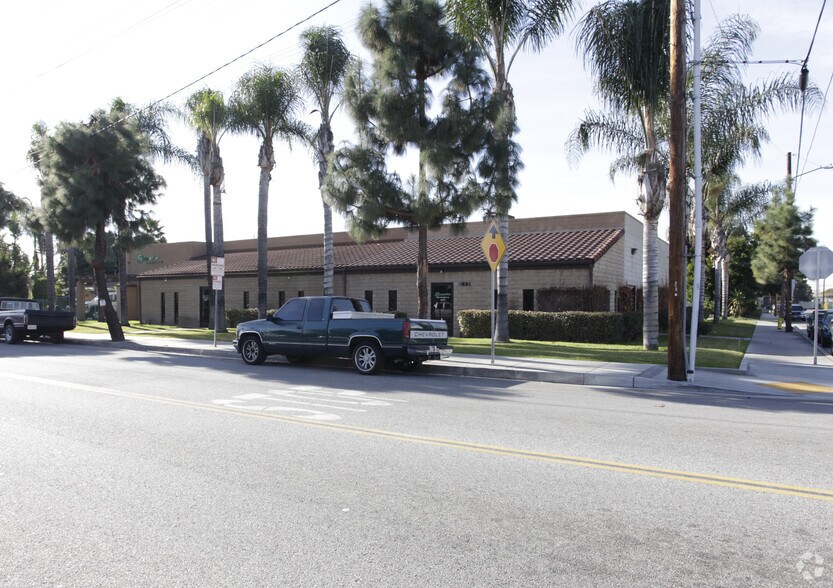 Primary Photo Of 7635 Serapis Ave, Pico Rivera Warehouse For Lease