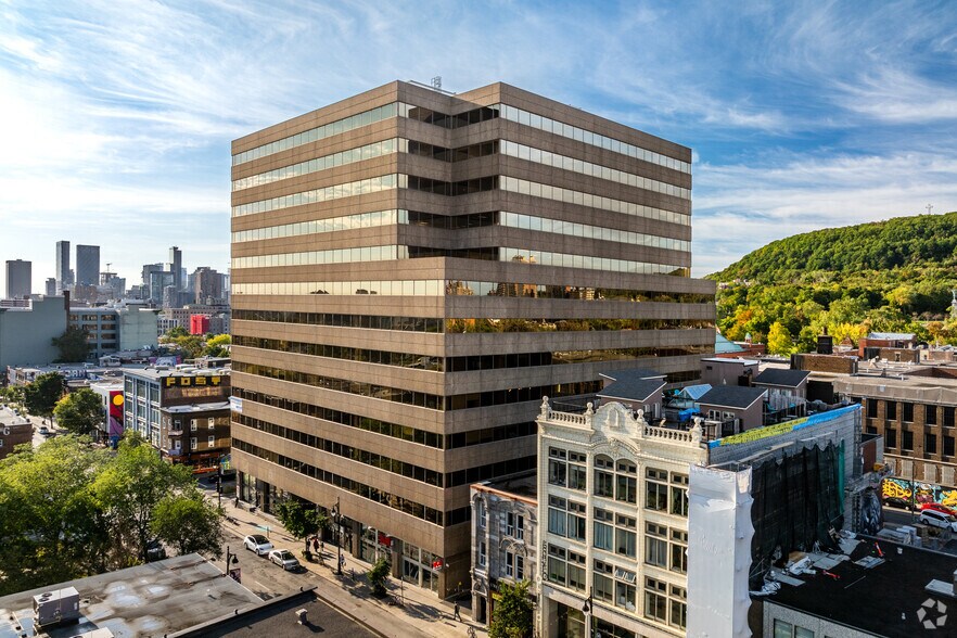 Primary Photo Of 4200-4226 Boul Saint-Laurent, Montréal Office For Lease