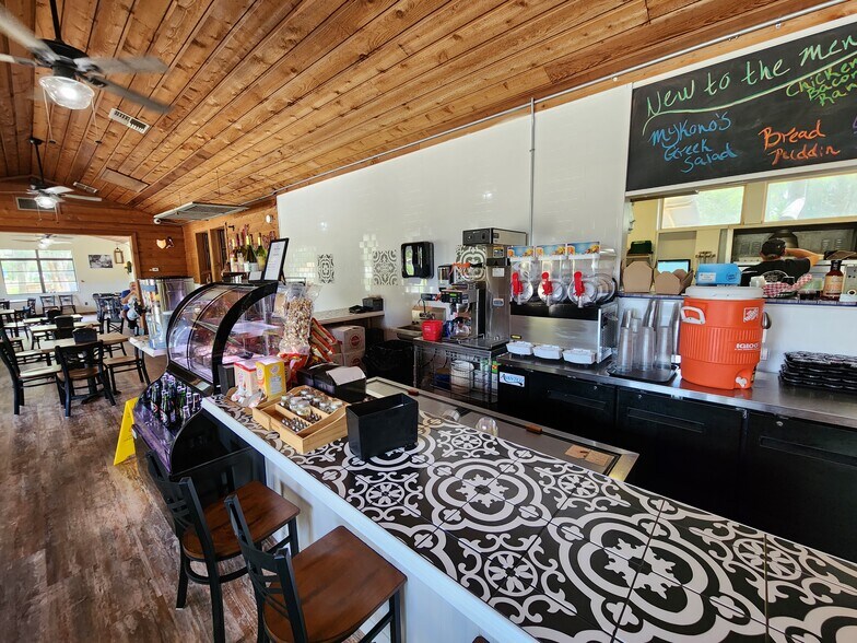 More Photos Of 1740 E Jefferson St, Brooksville Restaurant For Sale